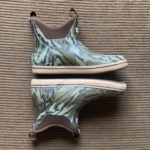 XtraTuf Mossy Oak Rubber Boot Size 10